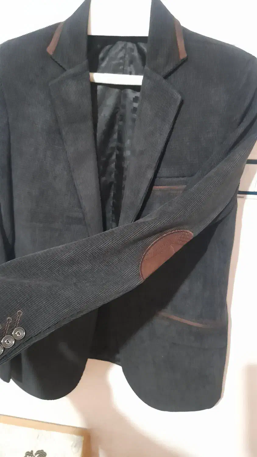 کت کبریتی|لباس|خرمآباد, |دیوار