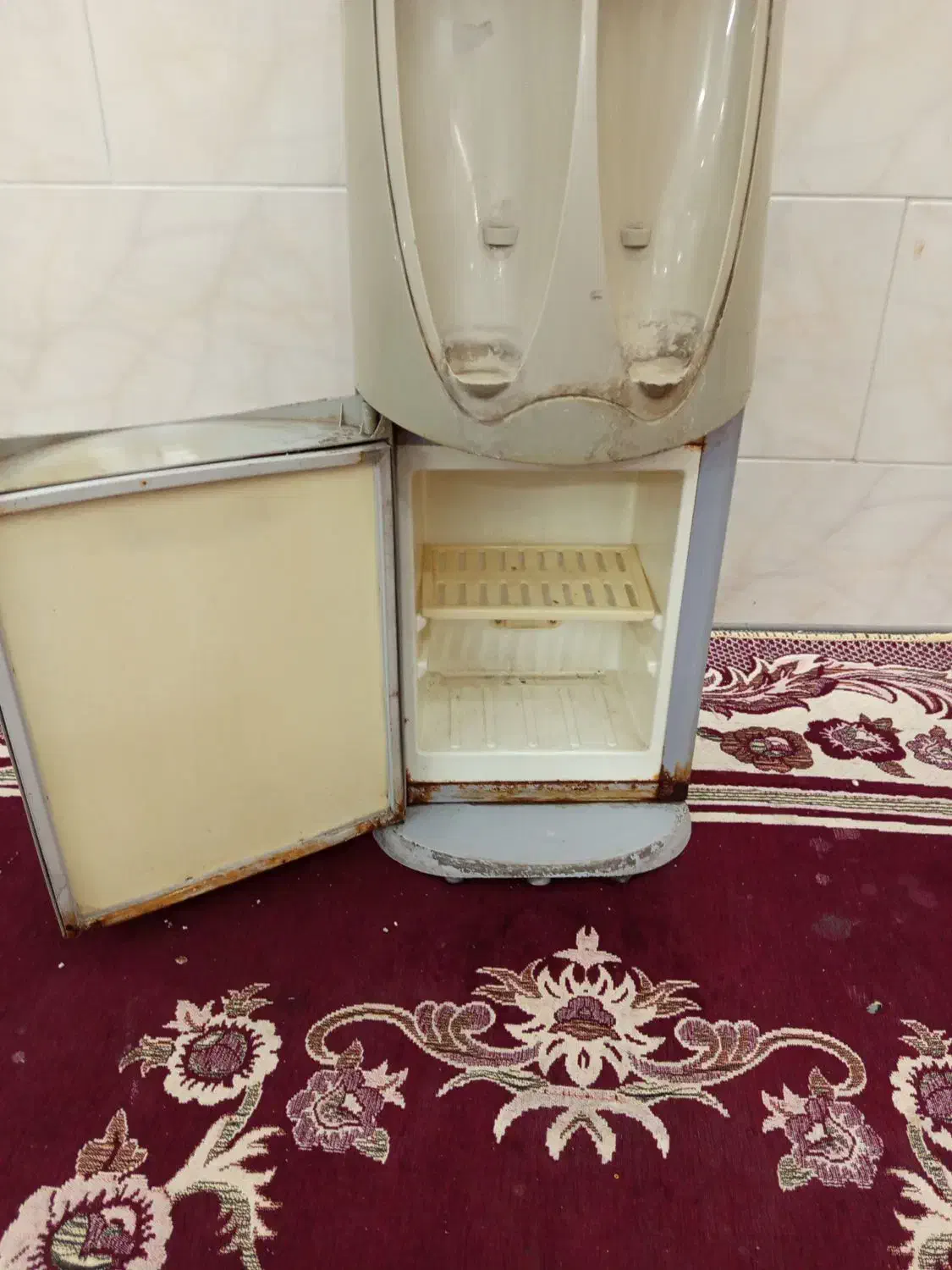 آبسرد کن|آب‌سردکن و تصفیه آب|یزد, |دیوار