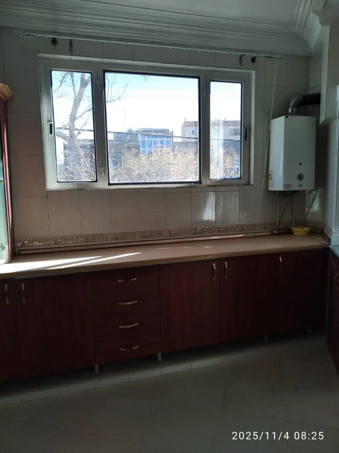 مرکز شهر حاشیه خیابان تمام نور ورودی مجزا|اجارهٔ آپارتمان|تربتحیدریه, آسایش|دیوار