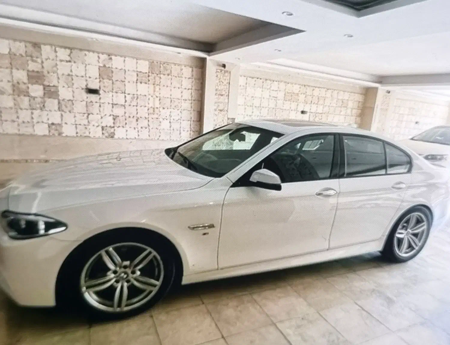 528 bmw|خودرو سواری و وانت|شیراز, لاله|دیوار
