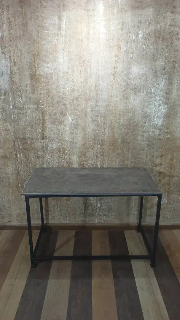 کاج/میز تحریرر یا مطالعه،کار یا کامپیوتر و لب تاب|میز تحریر و کامپیوتر|شیراز, گچی|دیوار