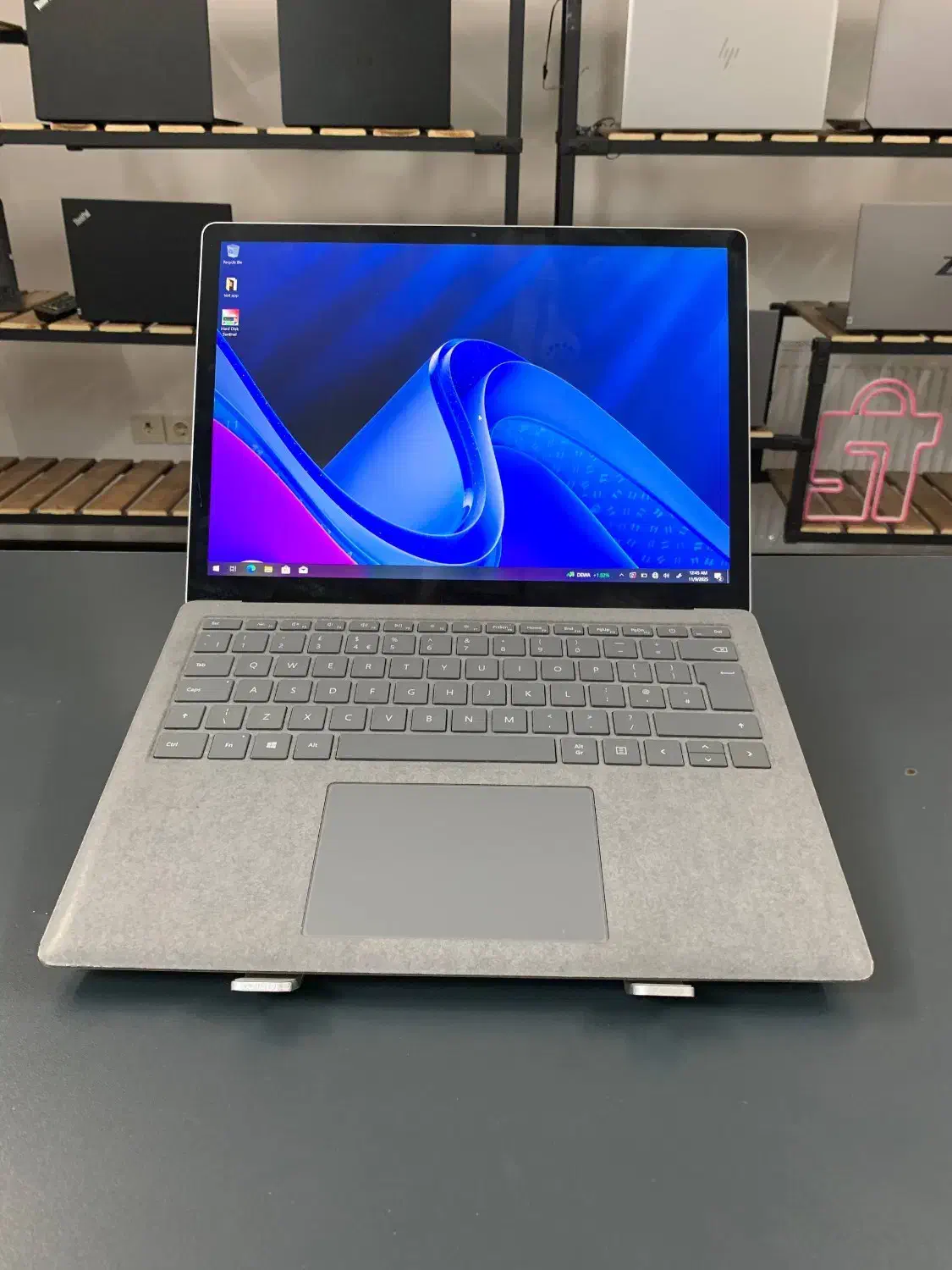 سرفیس / نسل 11/ سبک و جذاب / تاچ 2K|رایانه همراه|قم, دورشهر|دیوار