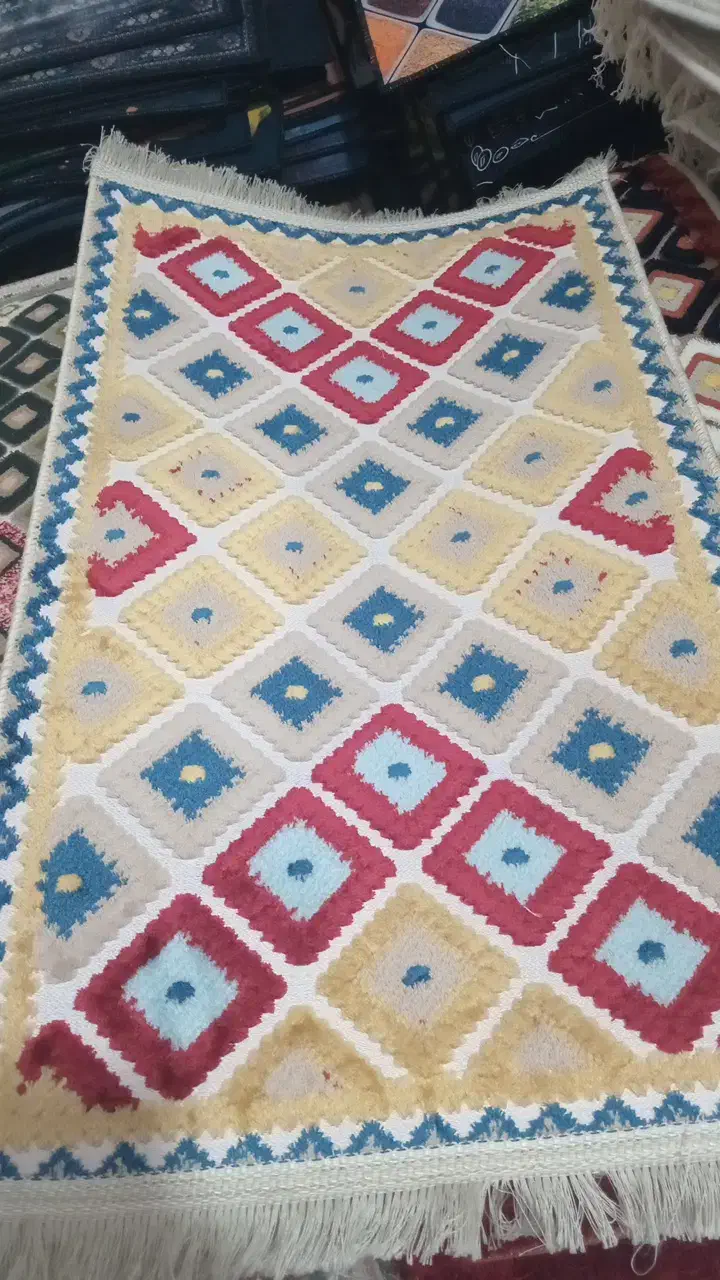 زیرسفره ایهاجنس اعلاعمده ۱۲۰۰شانه|روفرشی|همدان, |دیوار