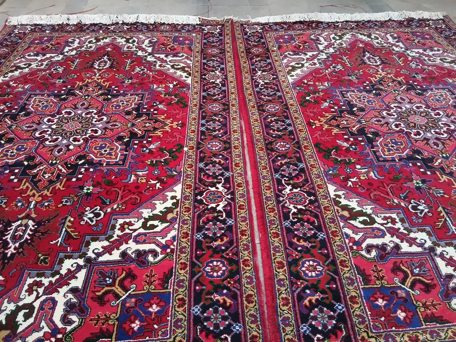 دو تخته فرش دستباف|فرش|تبریز, |دیوار