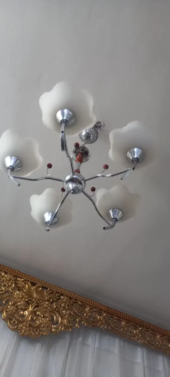 دوتا لوستر|لامپ و چراغ|یزد, |دیوار