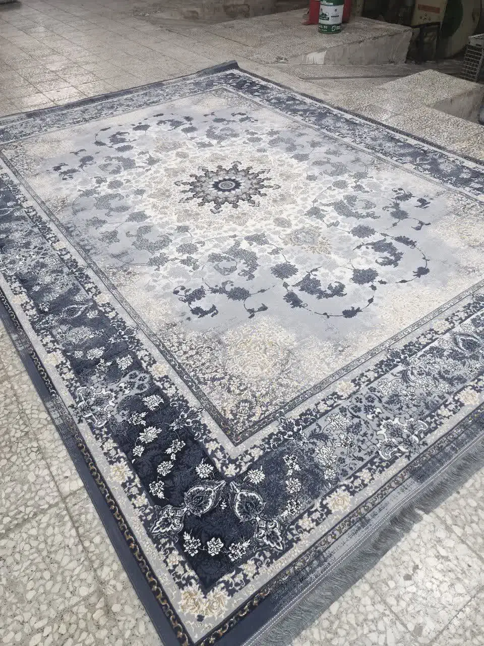 فرش ارغوان ۷۰۰ شانه|فرش|ساری, |دیوار