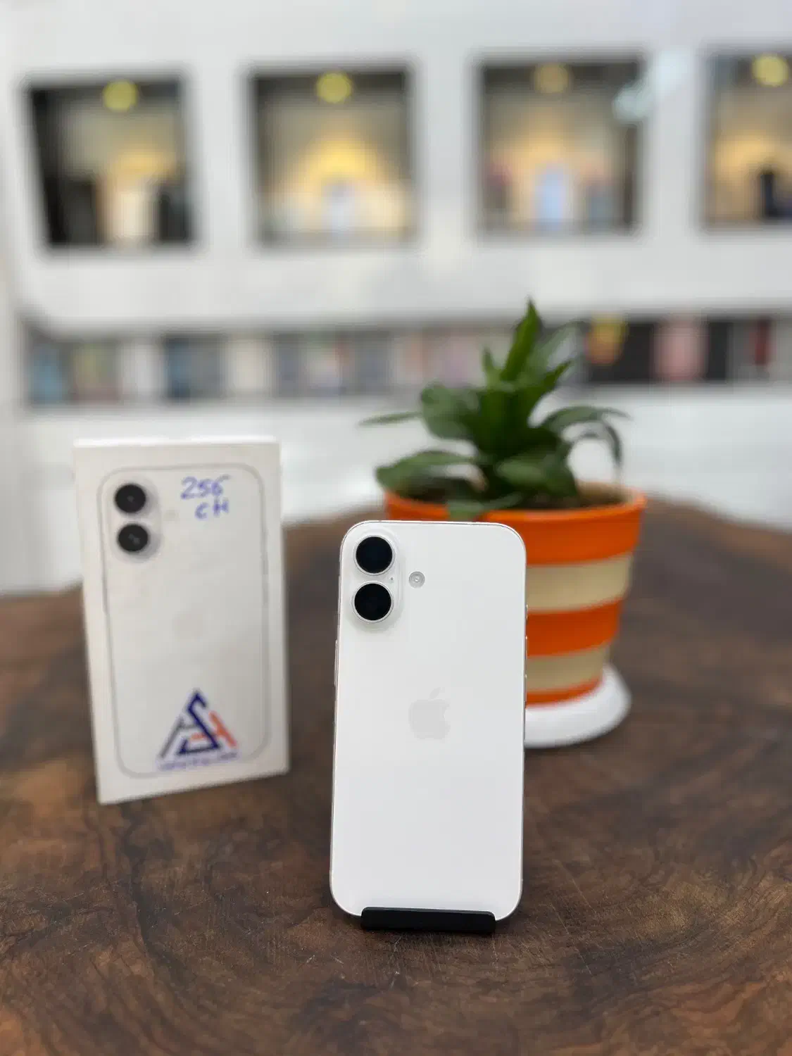 16 iphone|موبایل|تهران, بنیهاشم|دیوار