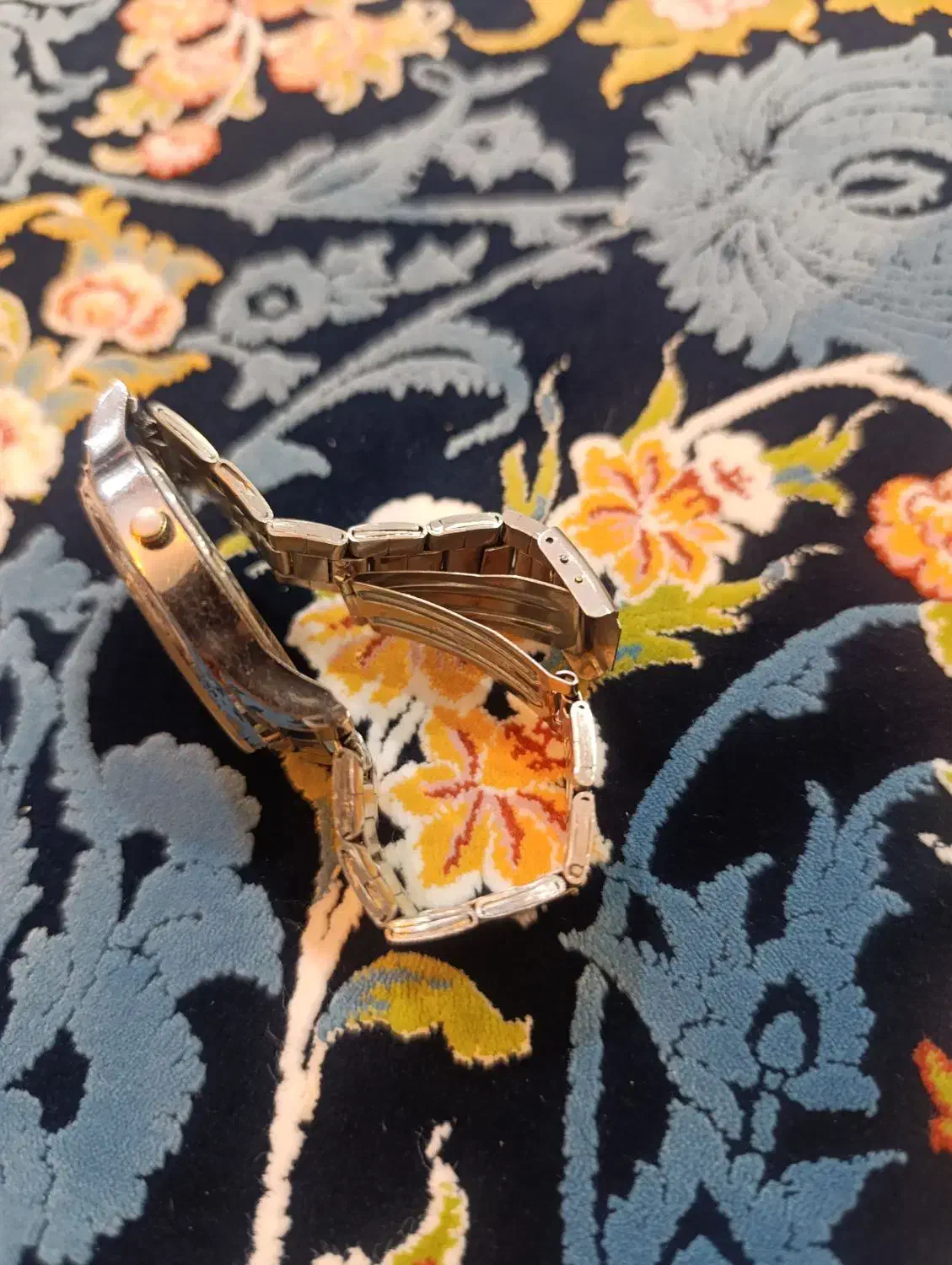 ساعت|ساعت|پردیس, فاز ۳|دیوار