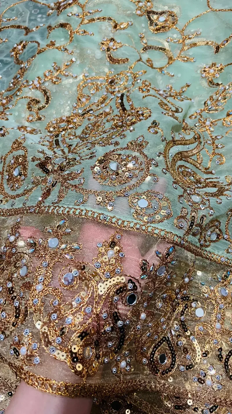 پارچه|لباس|یاسوج, |دیوار