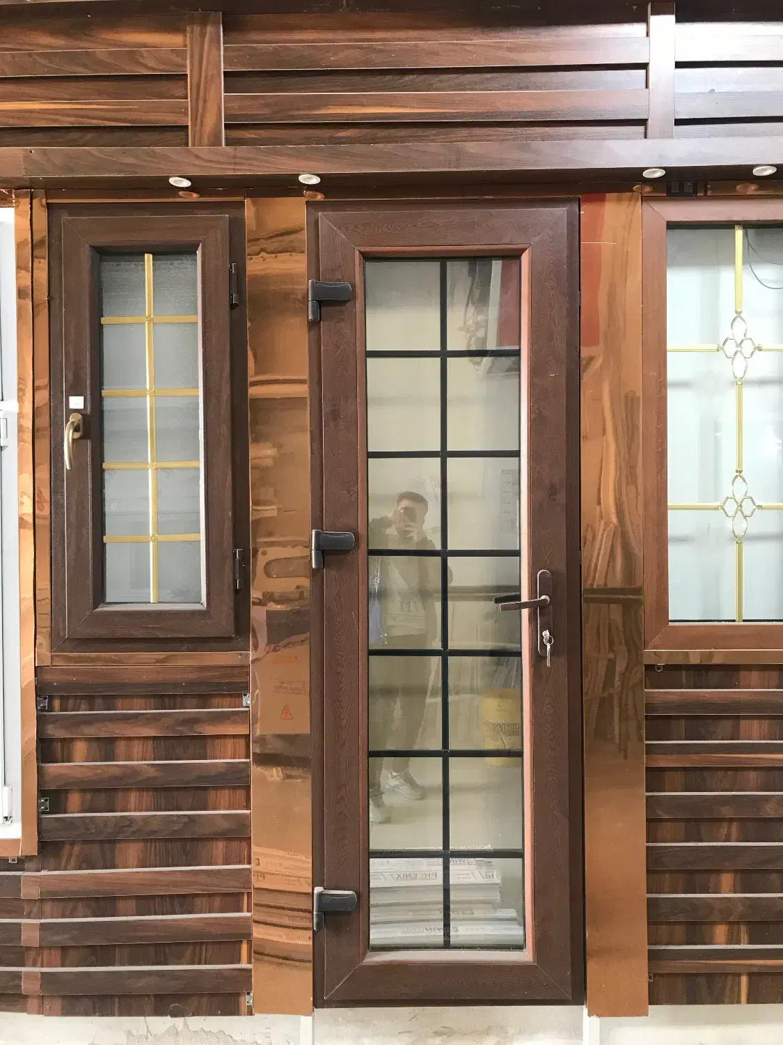 درب و پنجره دوجداره UPVC|خدمات پیشه و مهارت|ملایر, |دیوار