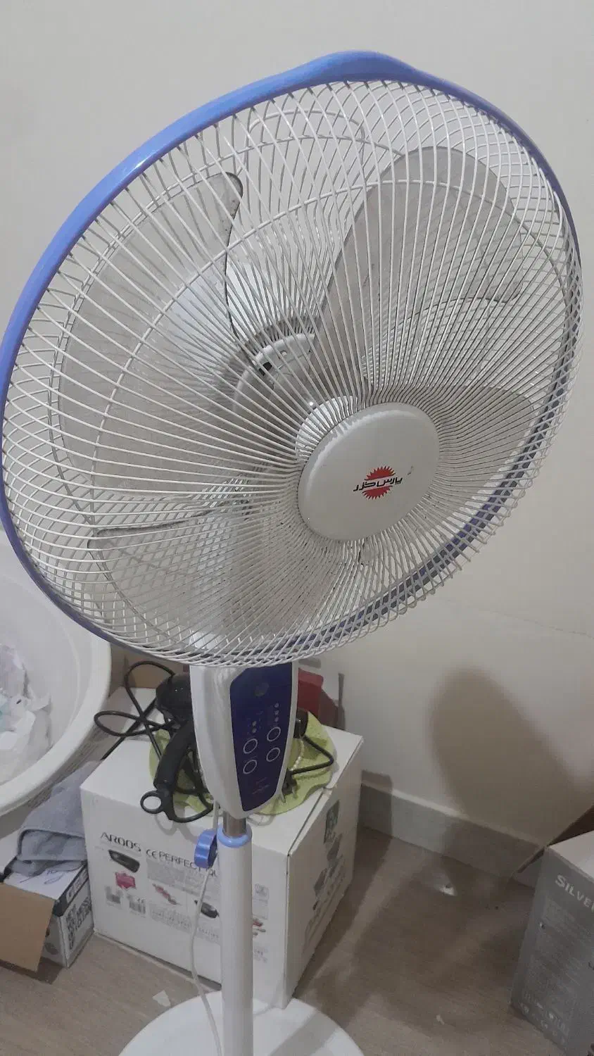 پنکه ایستاده  پارس خزر|پنکه و تصفیه‌کنندهٔ هوا|چهاردانگه (تهران), |دیوار