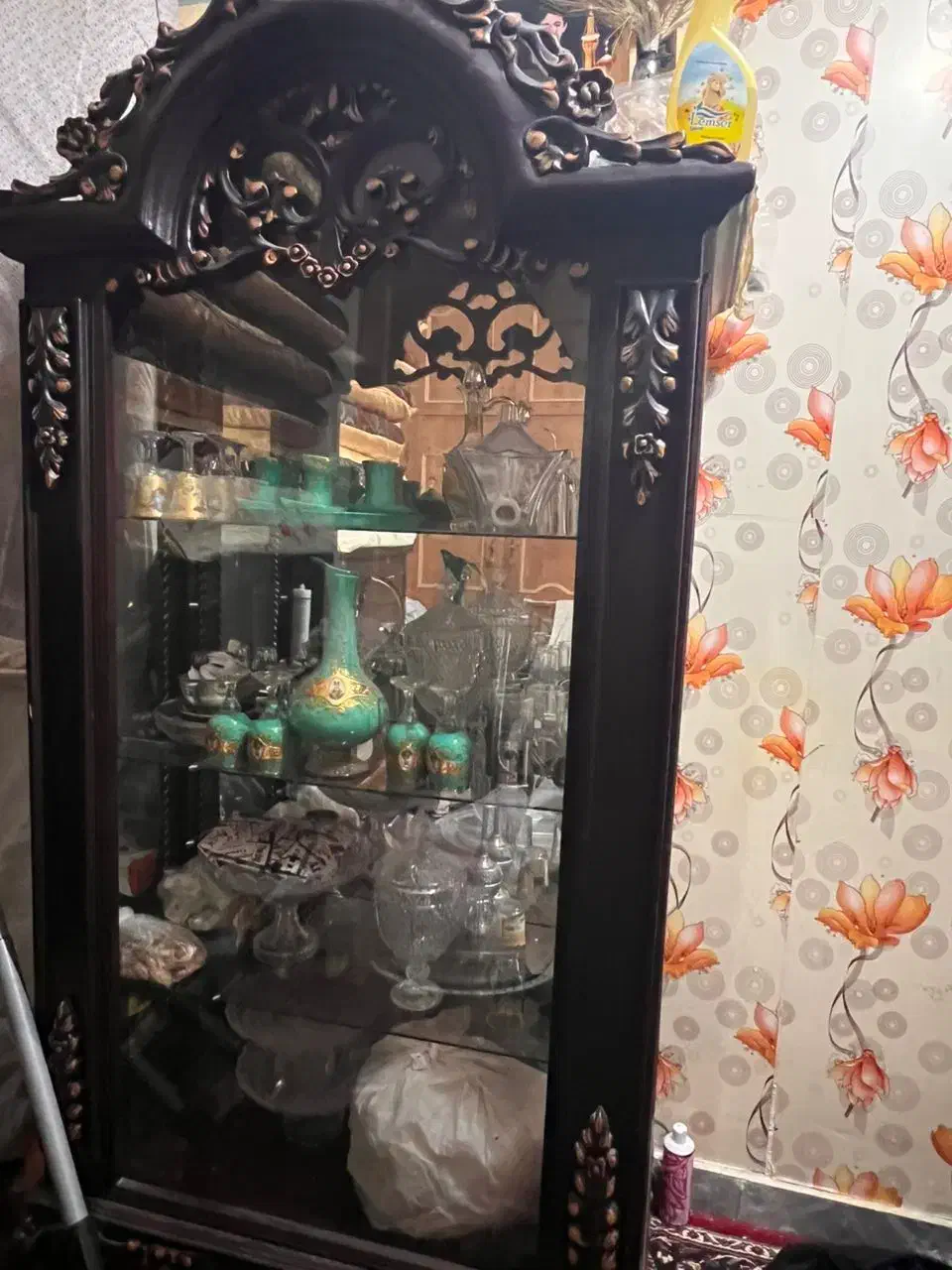 بوفه چوب گردو|بوفه، ویترین، کنسول|ایذه, |دیوار