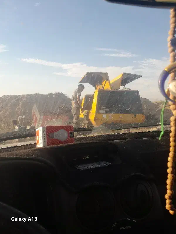 چاه اب با دستگاه کمپرستور بادی|خدمات پیشه و مهارت|بافت, |دیوار