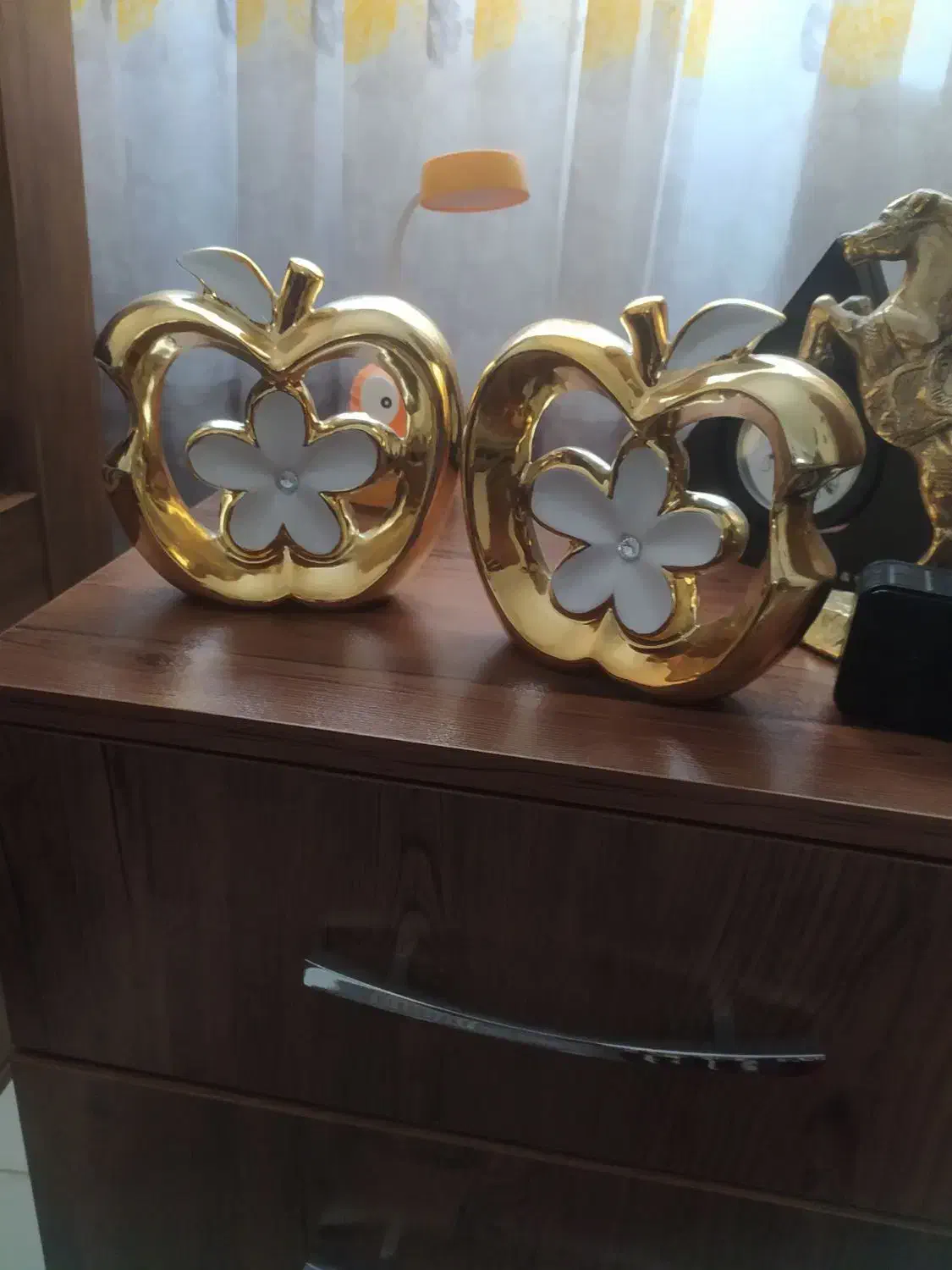 دکوری.|مجسمه، تندیس، ماکت|هشتگرد, فاز ۷ مهستان|دیوار