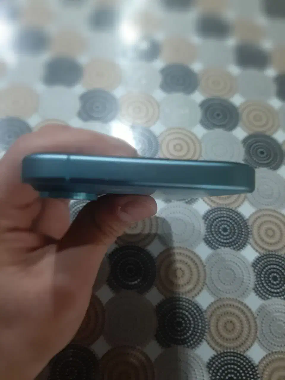 ایفون 16 نرمال|موبایل|قم, بنیاد|دیوار