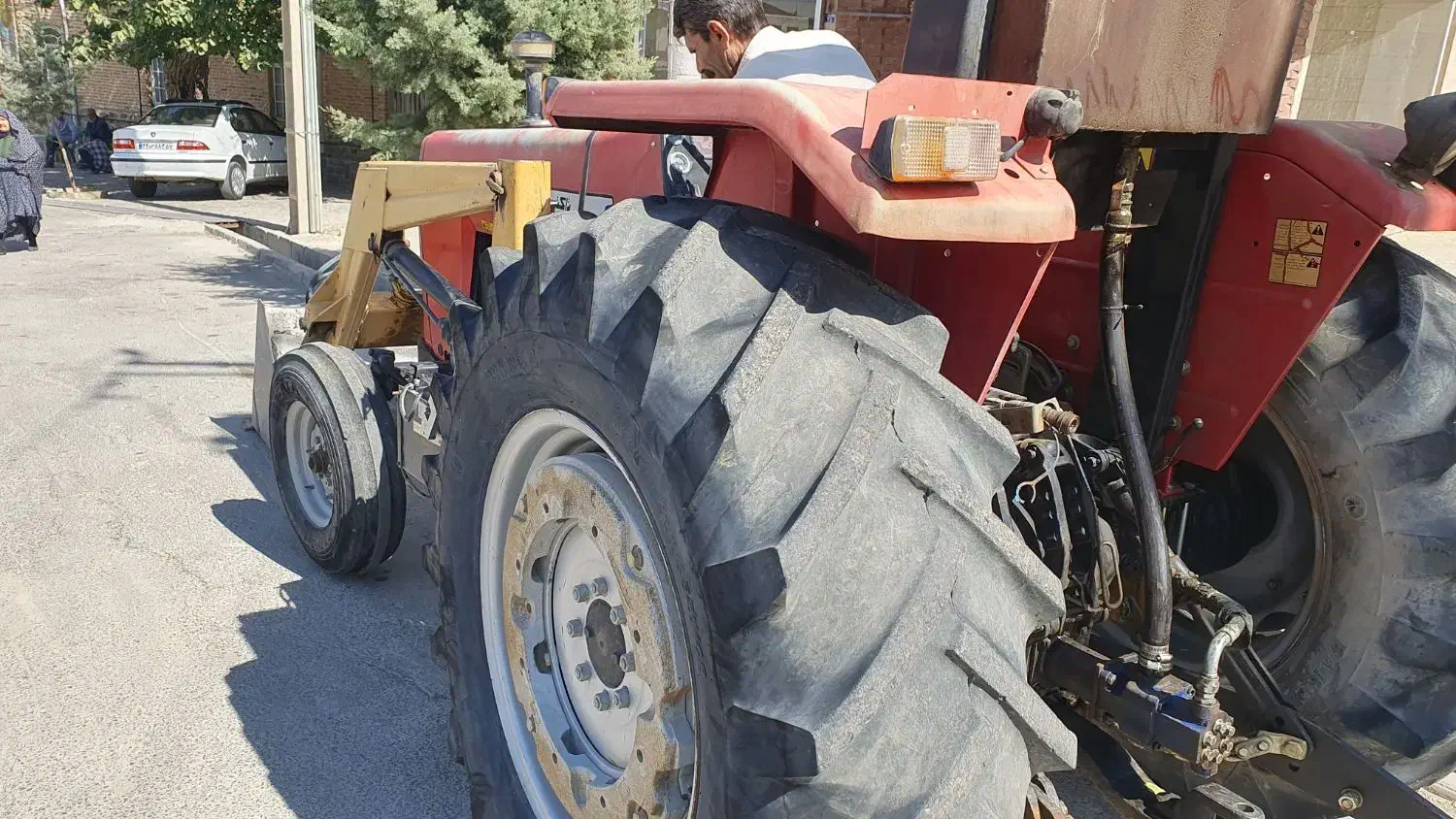 تراکتور فرگوسن 285بیلدارتک|خودرو سنگین|قم, انسجام|دیوار