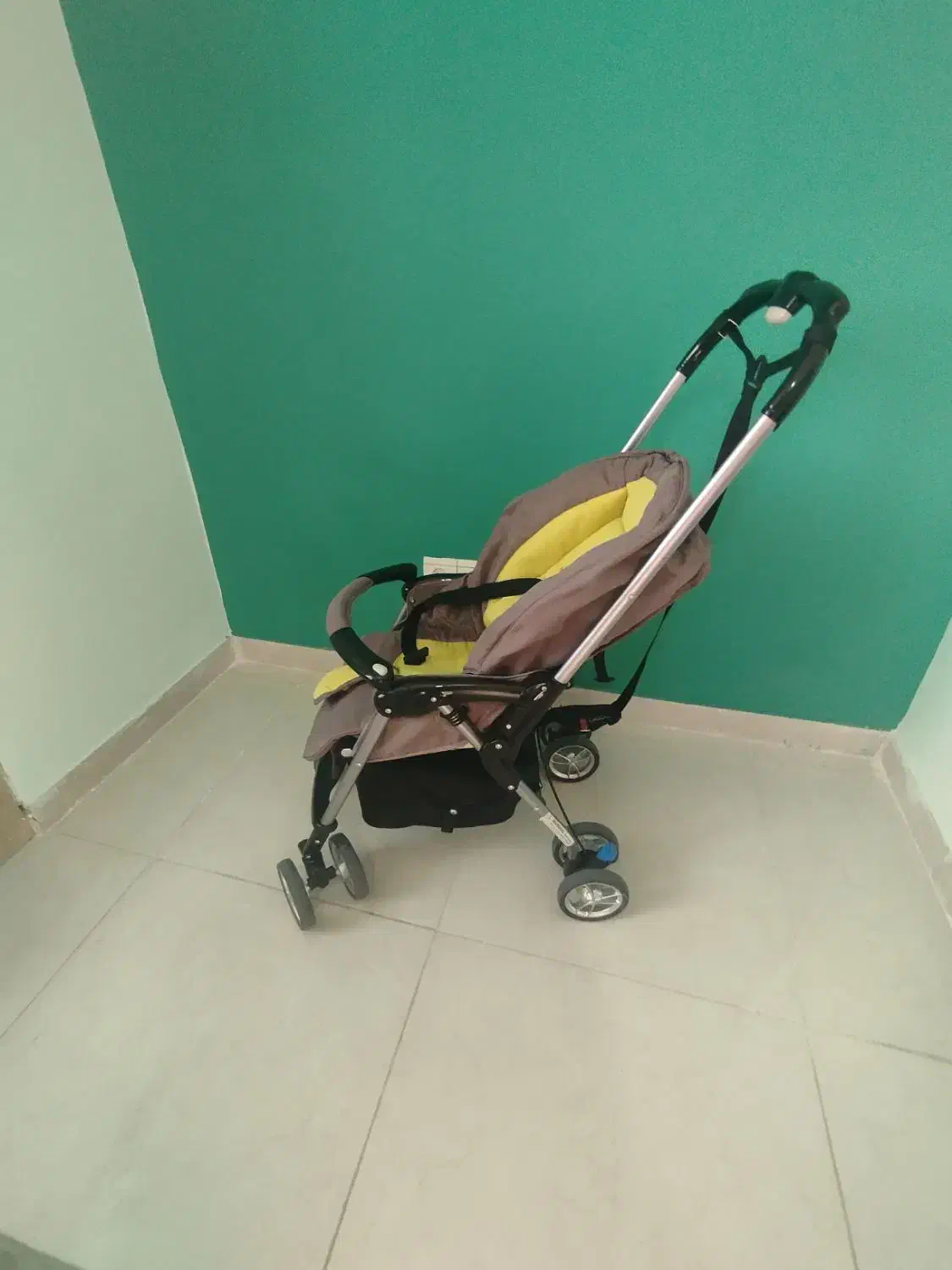 کالسکه|کالسکه و لوازم جانبی|شیراز, گویم|دیوار