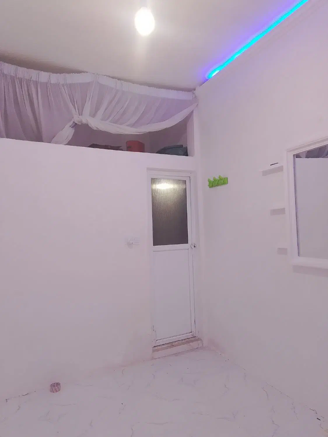 خانه فروشی|فروش آپارتمان|مشهد, زیرکن|دیوار