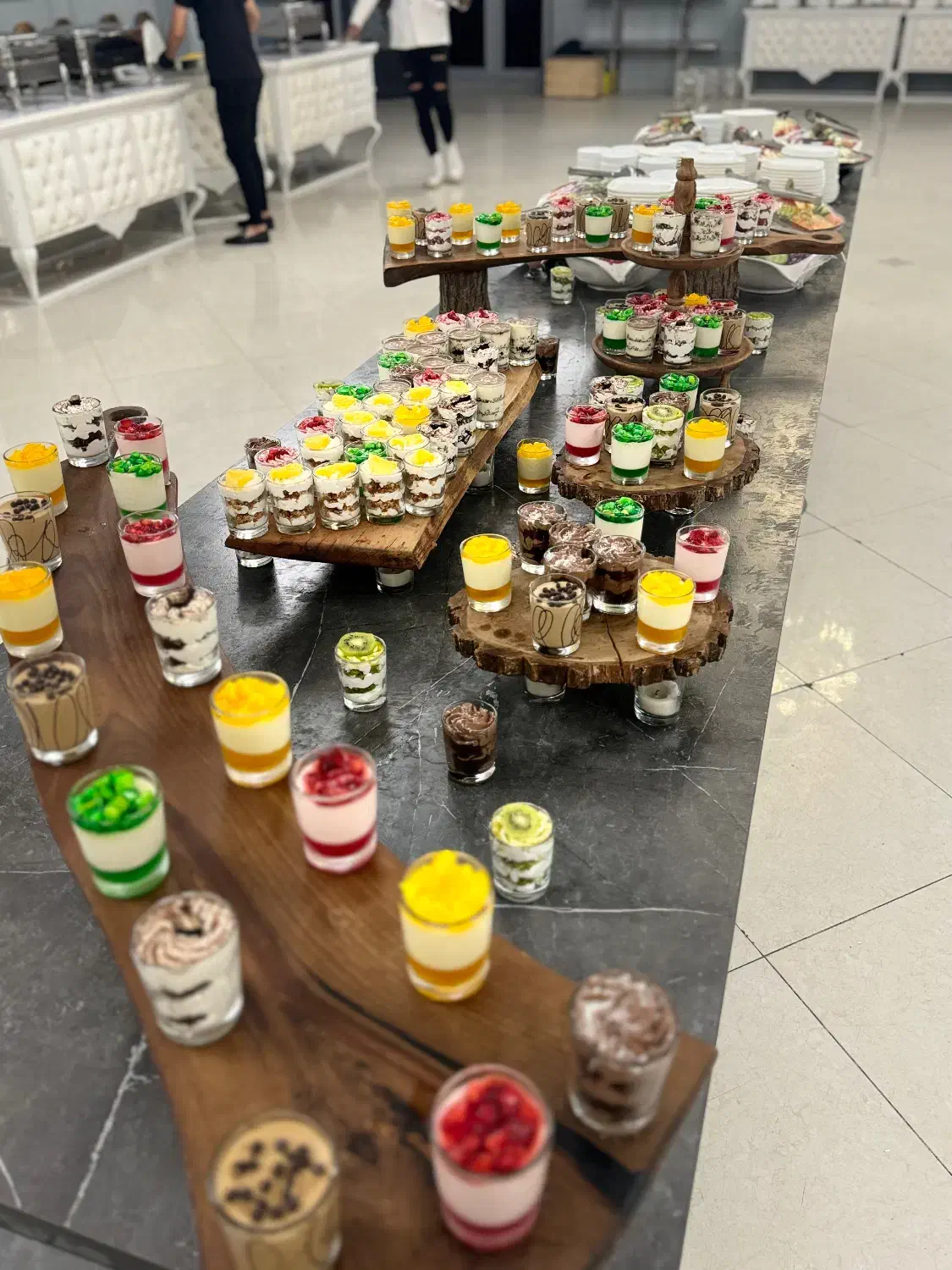 باغ تالار عروسی(عمارت های مجلل)|خدمات پذیرایی، مراسم|تهران, سعادت‌آباد|دیوار