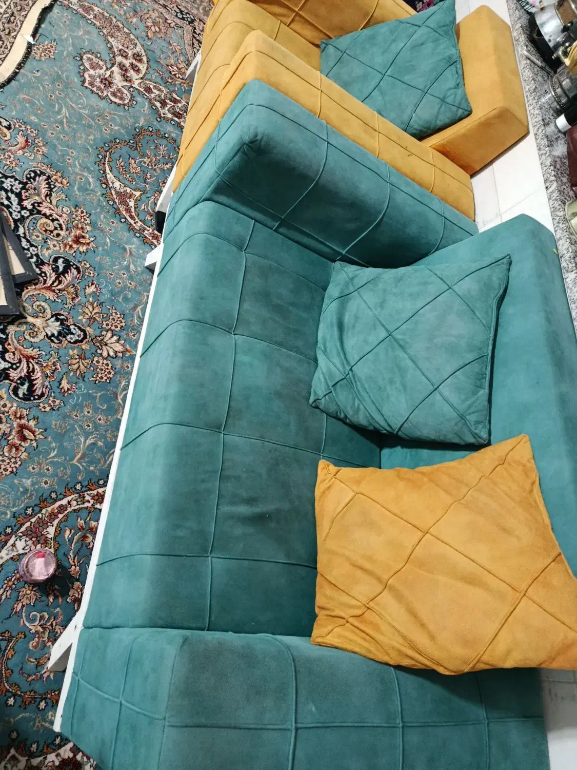 مبل مکعبی فرش پرده|مبلمان خانگی و میز عسلی|گلبهار, نوبهار|دیوار