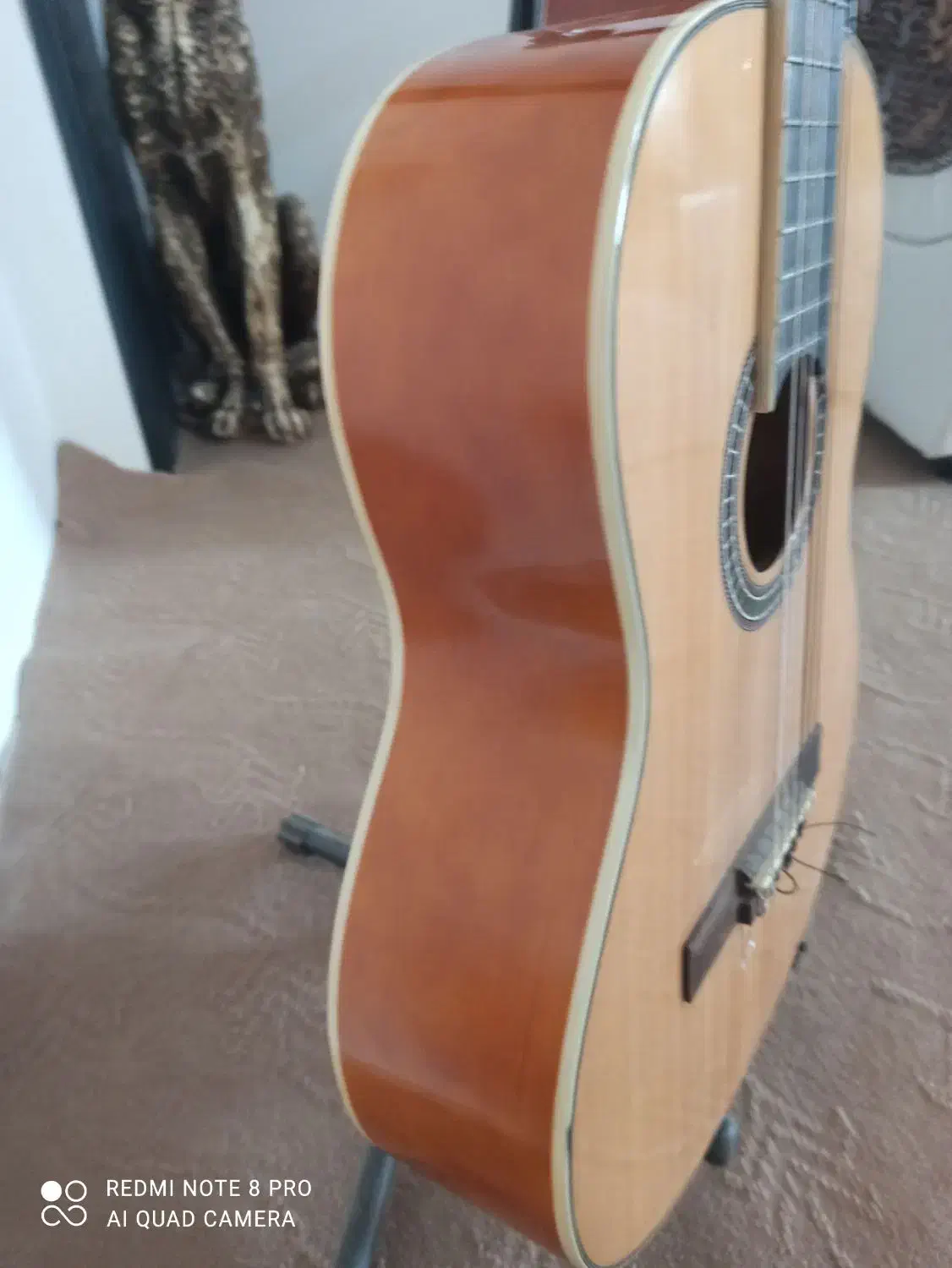 گیتار تمیز چینی خوش دست|گیتار، بیس، امپلیفایر|نوشین شهر, |دیوار