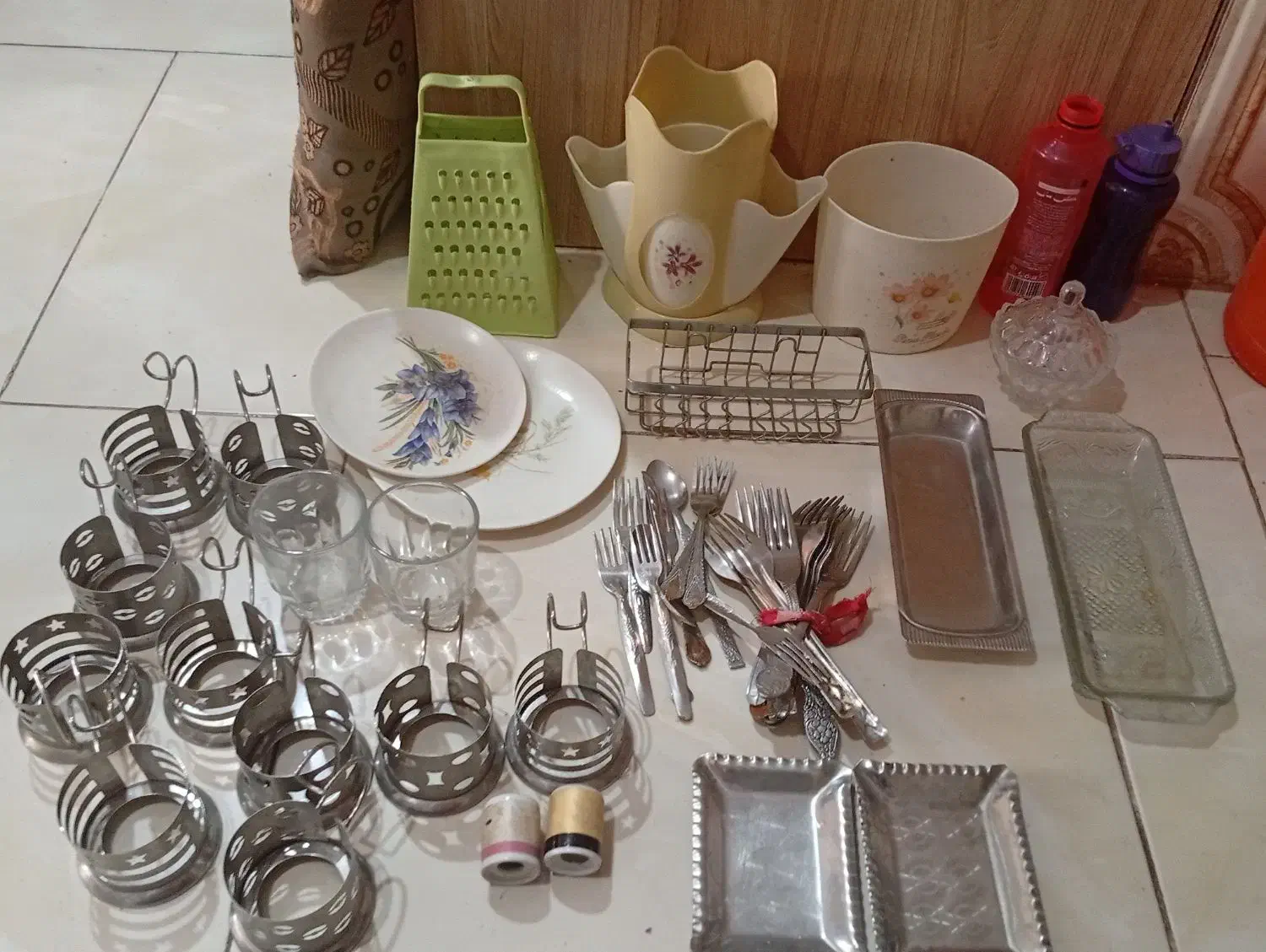 لوازم آشپزخانه|ظروف سرو و پذیرایی|سبزوار, شرق کال شمالی|دیوار