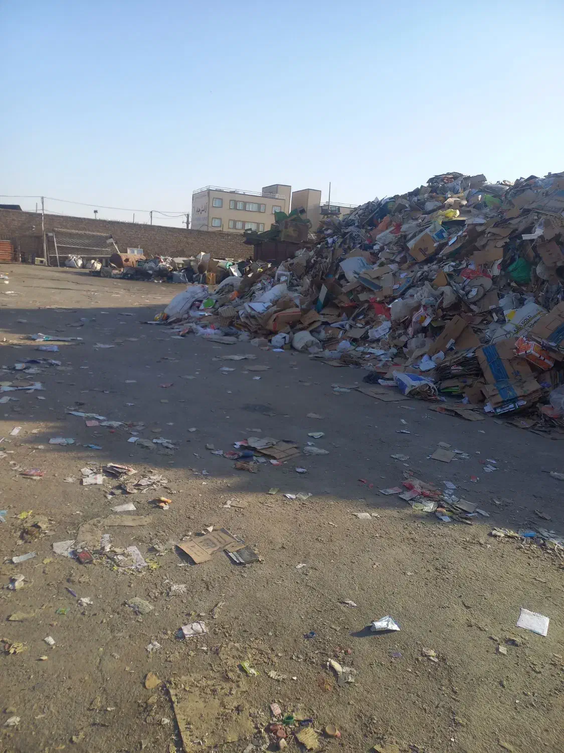 کاردرکارگاه ضایعات|استخدام معماری، عمران و ساختمانی|تربت جام, میان جام|دیوار