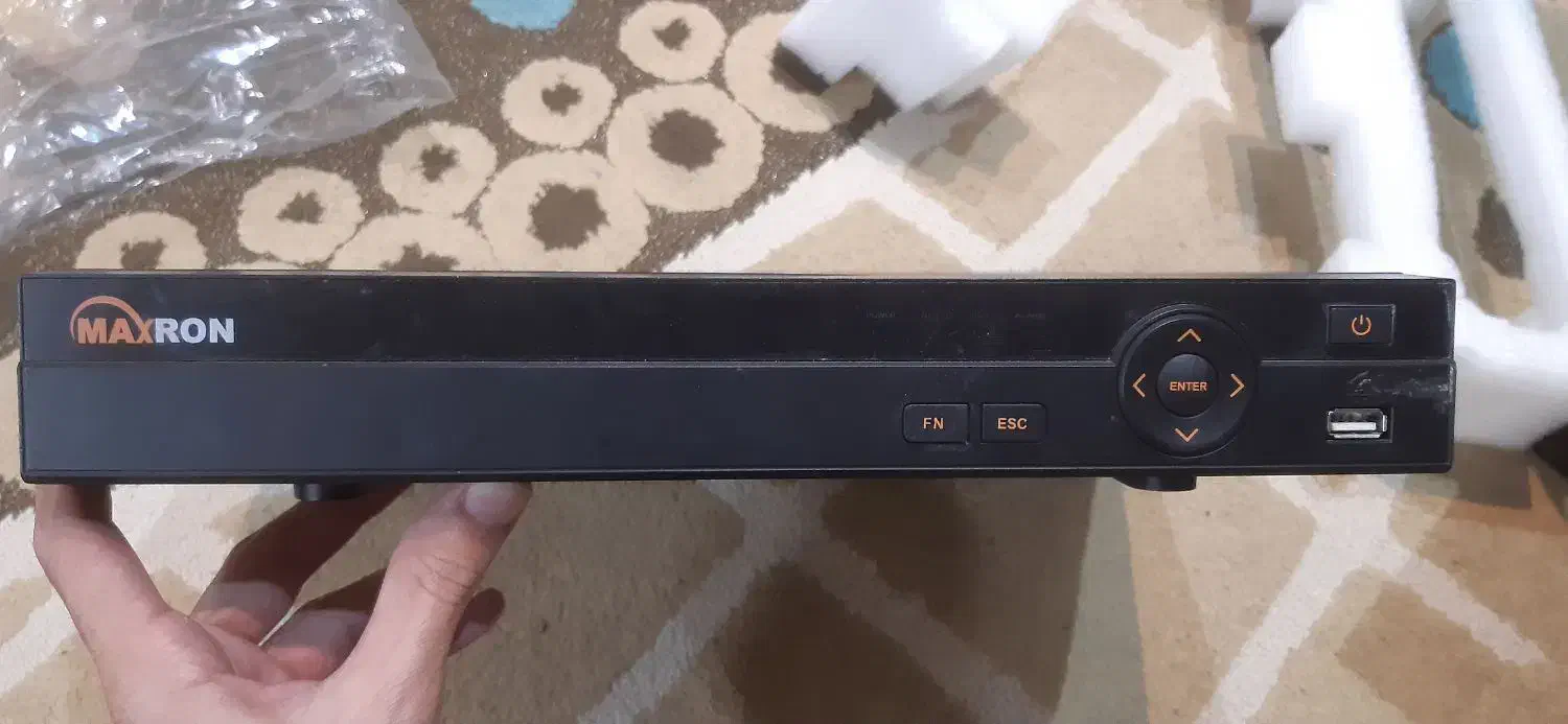 دی وی آر دوربین مداربسته مکسرون|دوربین مداربسته|آمل, |دیوار