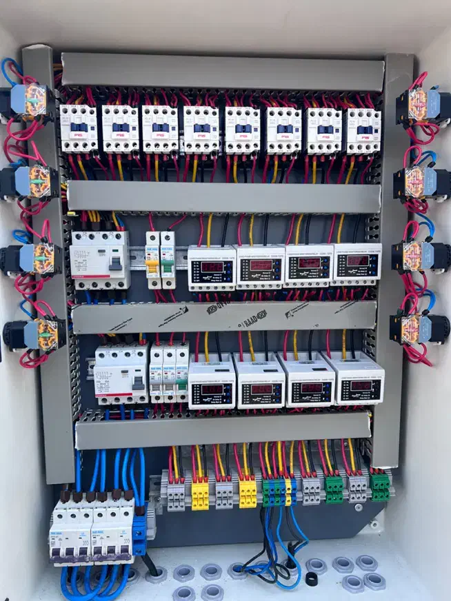 برقکار صنعتی|خدمات پیشه و مهارت|بندرعباس, |دیوار