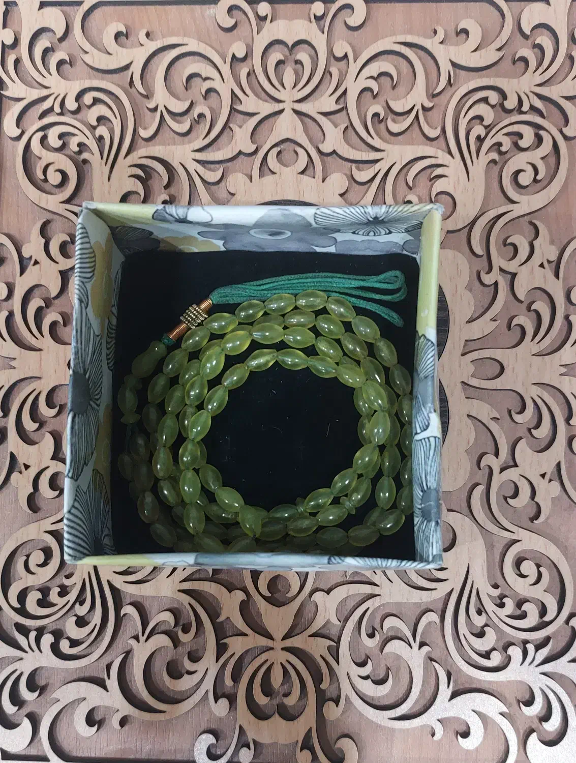 تعدادی تسبیح شاه مقصود. حلقه و انگشتر و ساعت جیبی|کلکسیون اشیاء عتیقه|تهران, قیطریه|دیوار