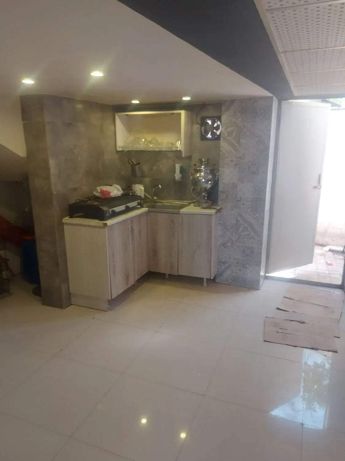 اندازی برای املاک|استخدام سرایداری و نظافت|آمل, |دیوار