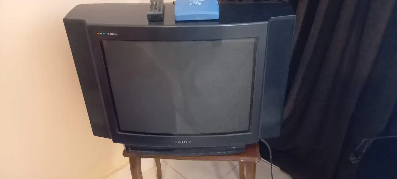 تلویزیون سونی اصل ژاپن همراه با کنترل در حد نو|تلویزیون و پروژکتور|ارومیه, |دیوار