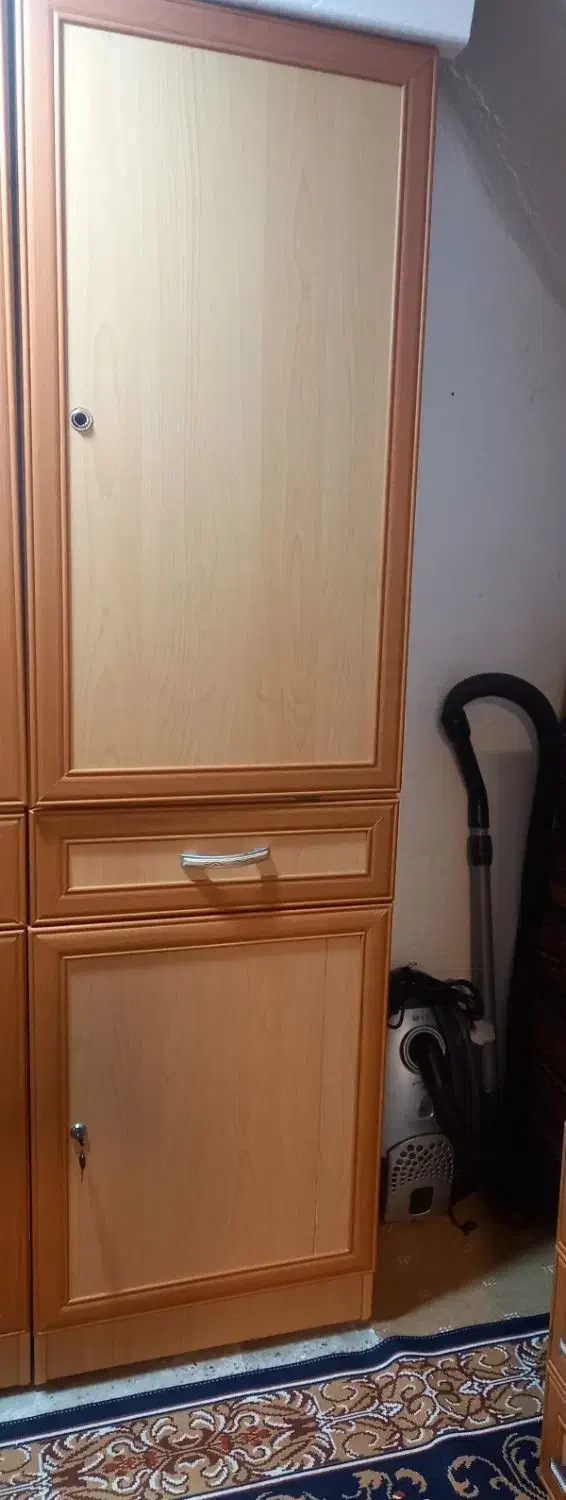 کمد|جاکفشی، کمد، دراور|ایلام, |دیوار