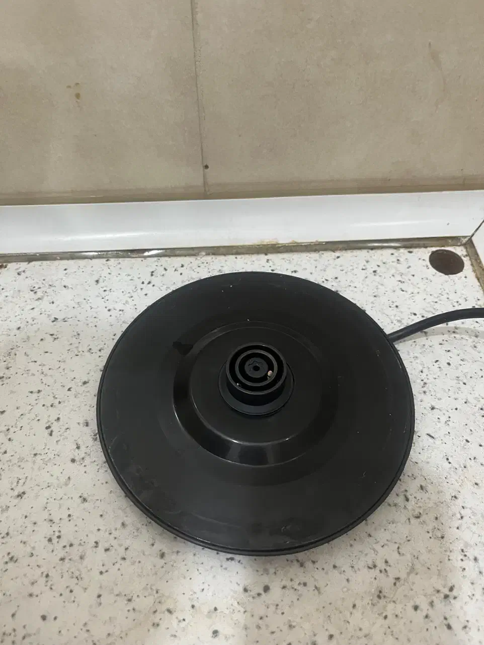 کتری برقی راف|سماور، چای‌ساز، قهوه‌ساز|رشت, نیروی دریایی|دیوار