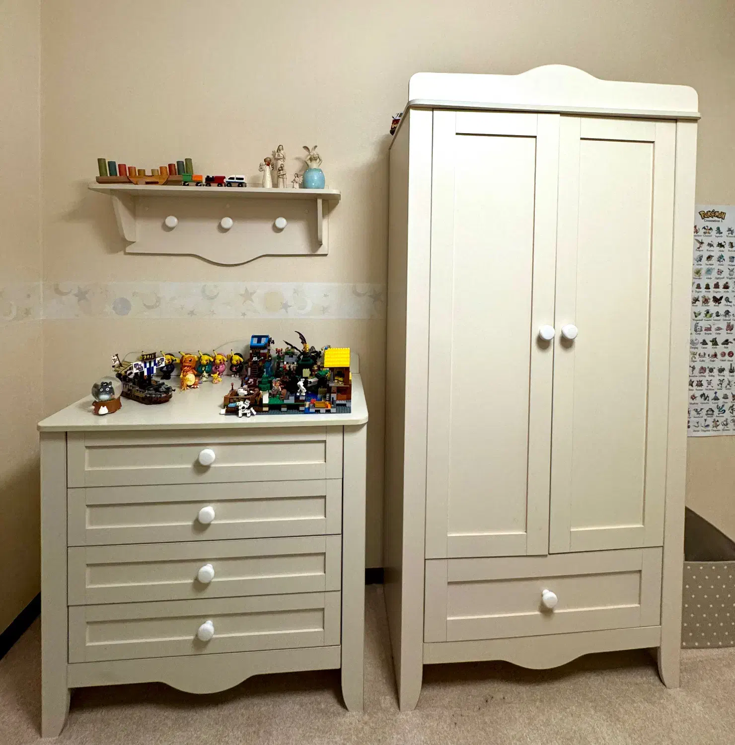 کمد، دراور و شلف کودک|تخت و صندلی بچه|تهران, کوی بیمه|دیوار