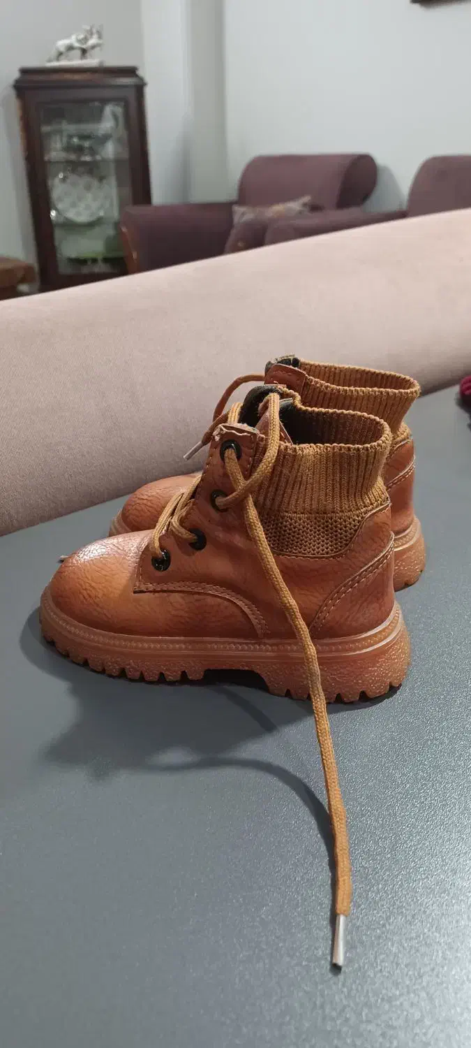 نیم بوت بچگانه سایز ۲۲|کفش و لباس بچه|تهران, راه آهن|دیوار