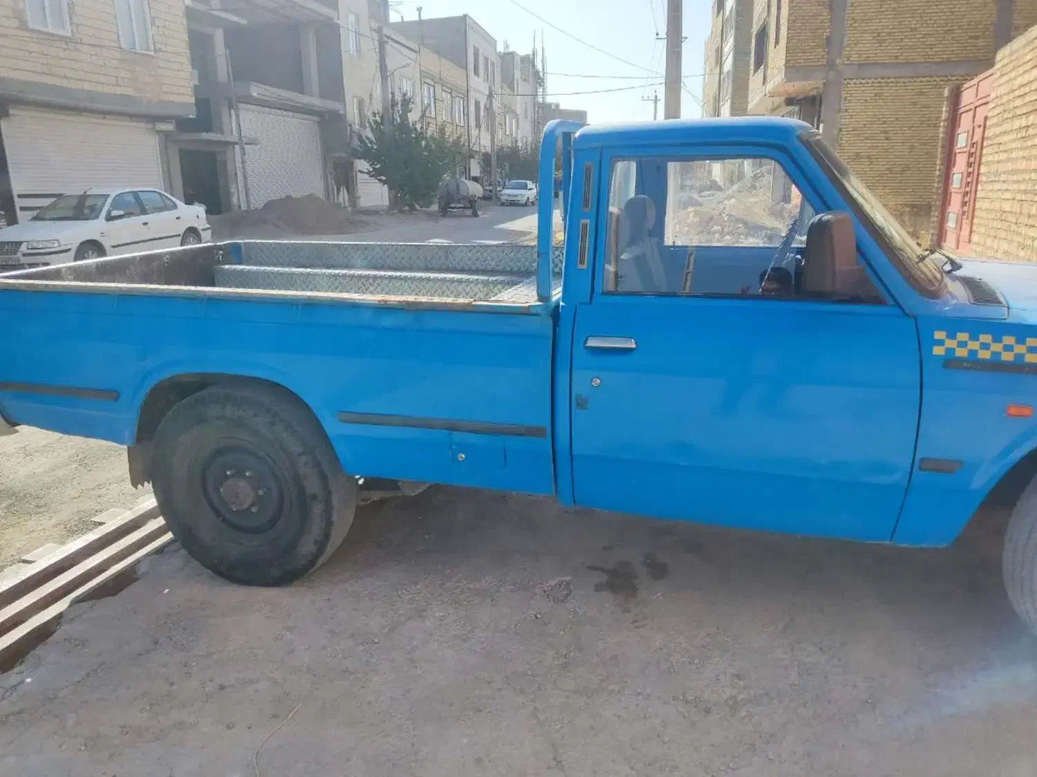 نیسان مدل 93دوگانه کارخانه تناژ پایین|خودرو سواری و وانت|شادیان, |دیوار