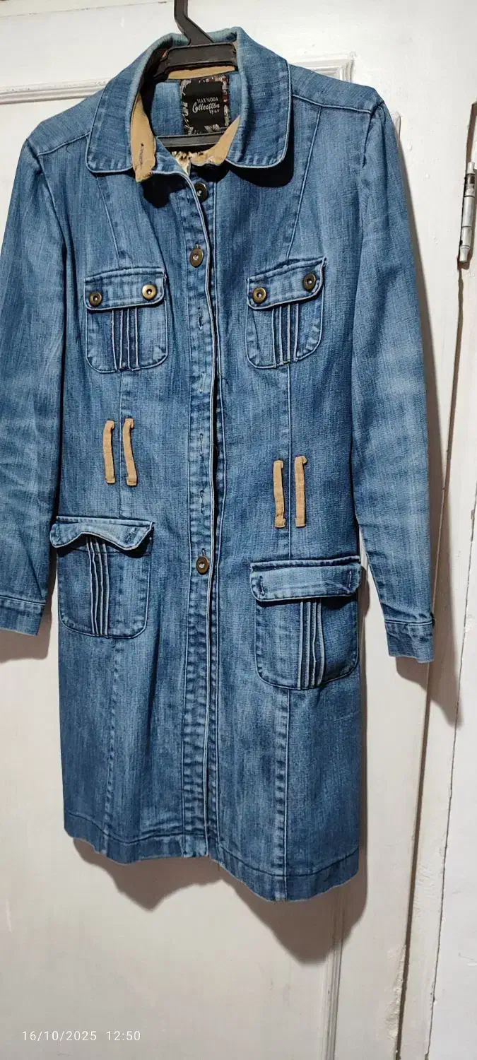 تعدادی پالتو و پافر و بارانی مانتو سایز فری|لباس|رباط‌کریم, رباط‌کریم|دیوار