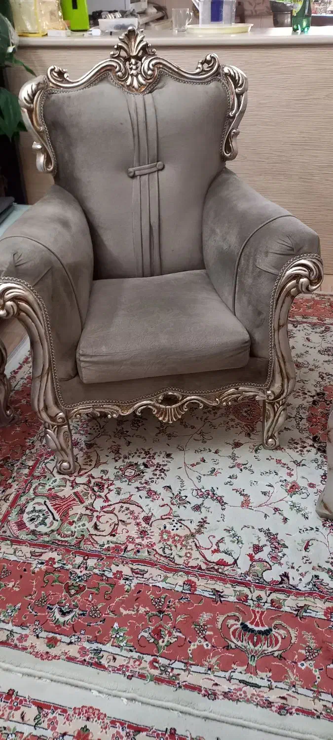 مبل کلاسیک ۵ نفره|مبلمان خانگی و میز عسلی|تهران, کیانشهر|دیوار