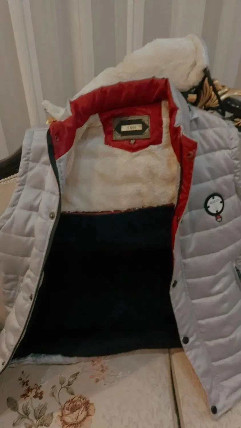 پافر|لباس|مشهد, آبکوه|دیوار