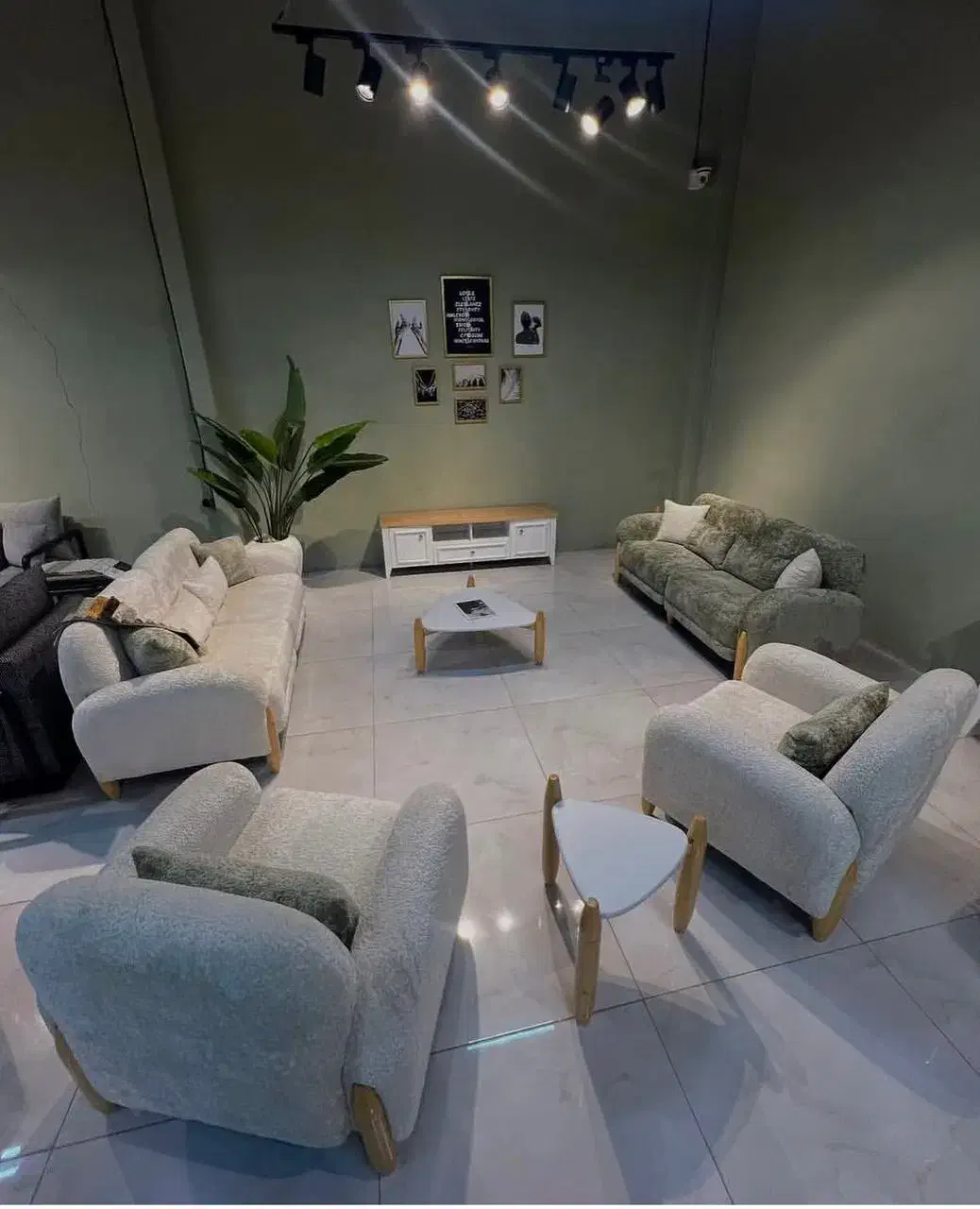 مبلمان بارسلون|مبلمان خانگی و میز عسلی|کیش, |دیوار