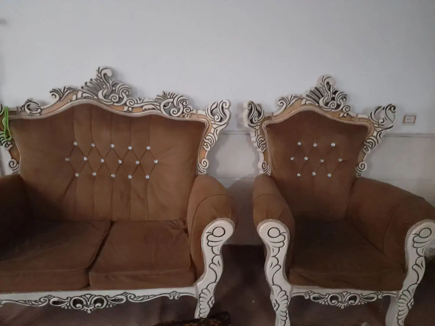 مبلمان هفت نفره سالم|مبلمان خانگی و میز عسلی|ساوه, |دیوار