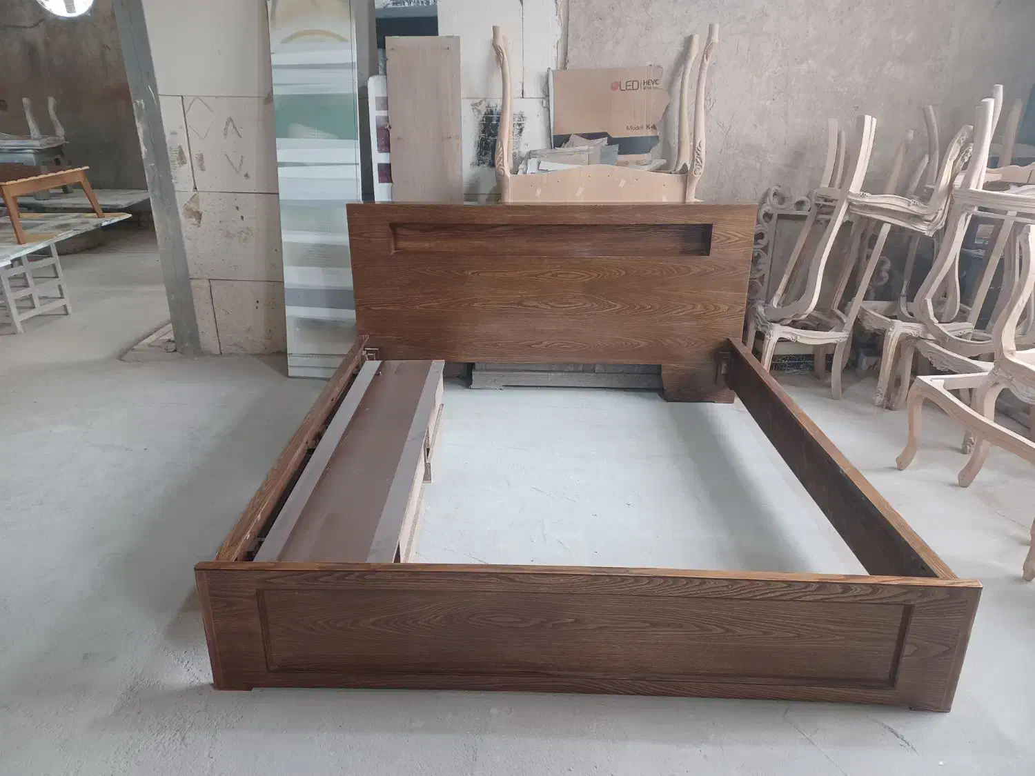 تولید و تعمیر|مبلمان خانگی و میز عسلی|شاندیز, |دیوار