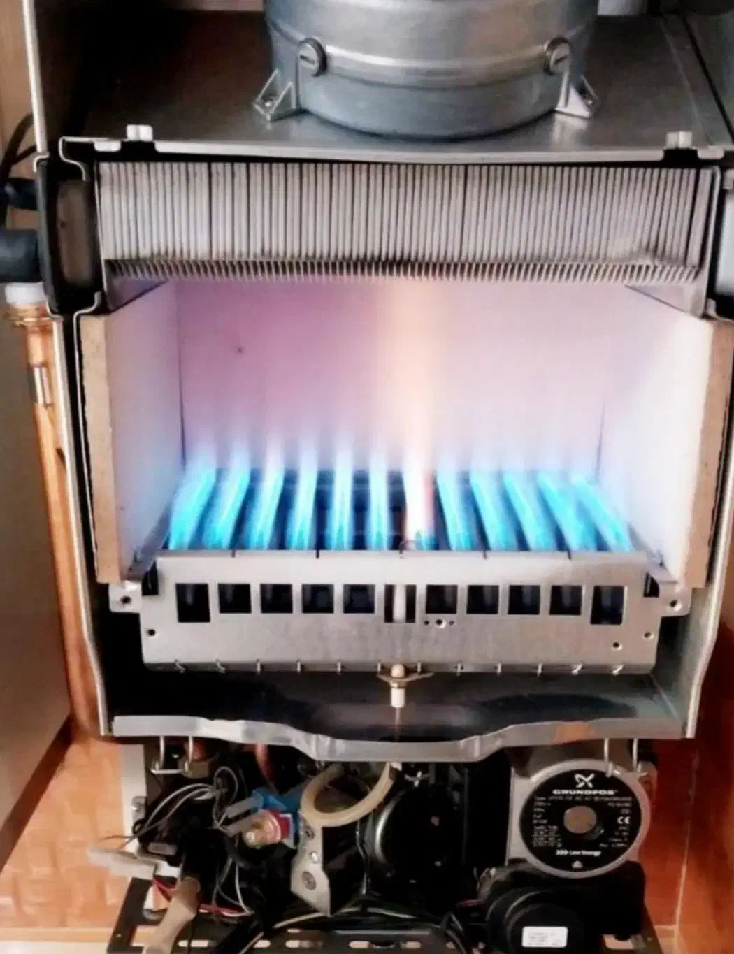 تعمیرات پکیج و آبگرمکن دیواری نهاوند|خدمات پیشه و مهارت|نهاوند, |دیوار