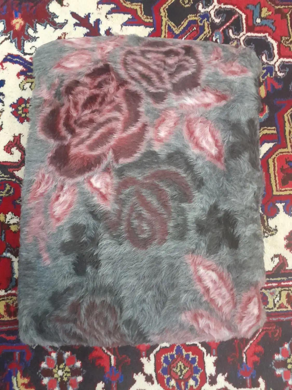 یک جفت پتوی تک نفره|رختخواب، بالش، پتو|اهر, |دیوار