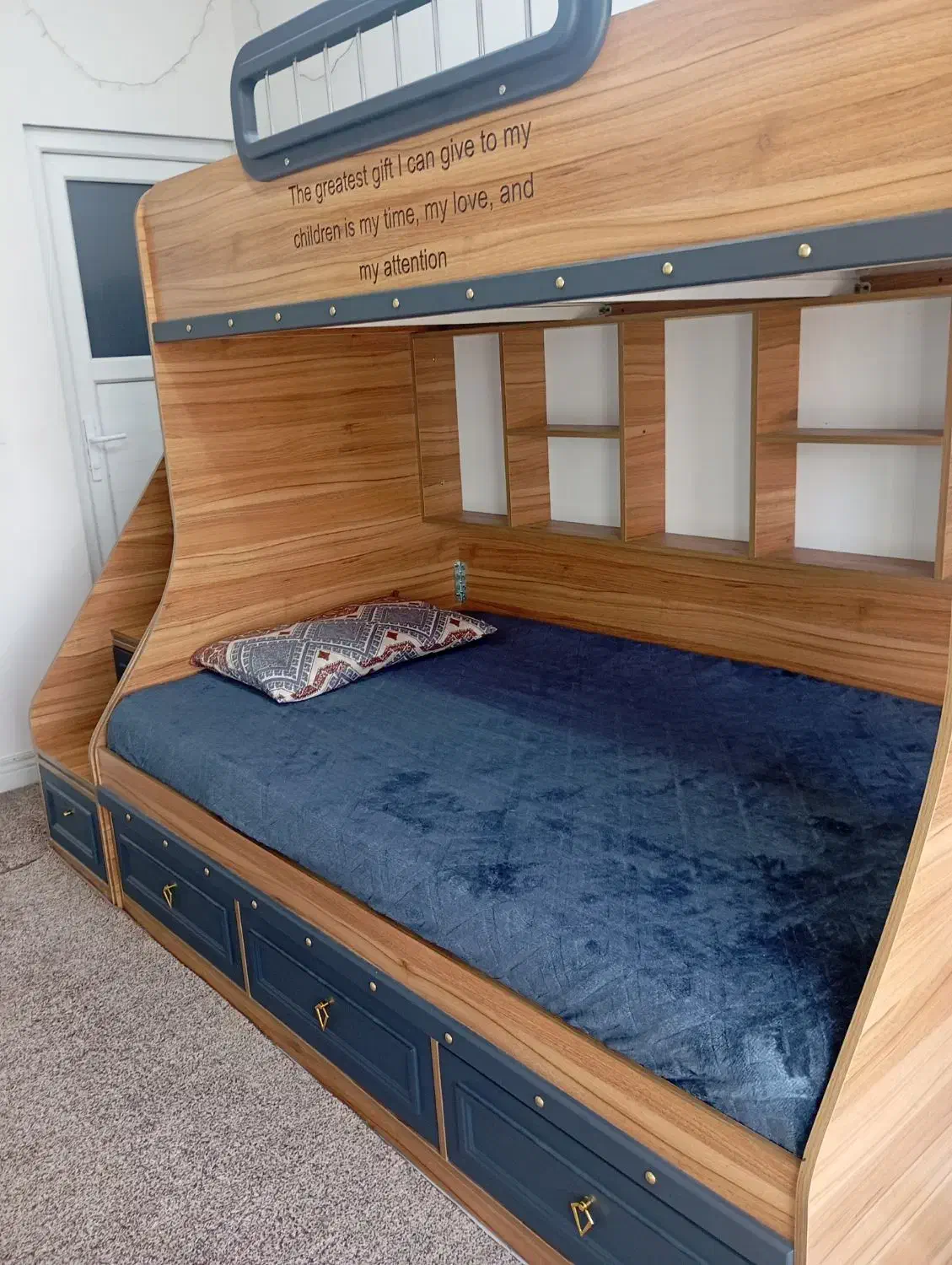 تخت دوطبقه|تشک تختخواب|قرچک, میرزائی جنوبی|دیوار