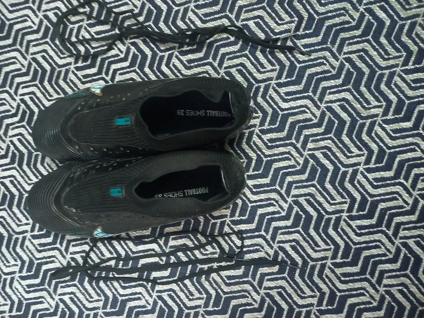 کفش فوتبال|تجهیزات ورزشی|پاکدشت, پاکدشت (مامازند)|دیوار