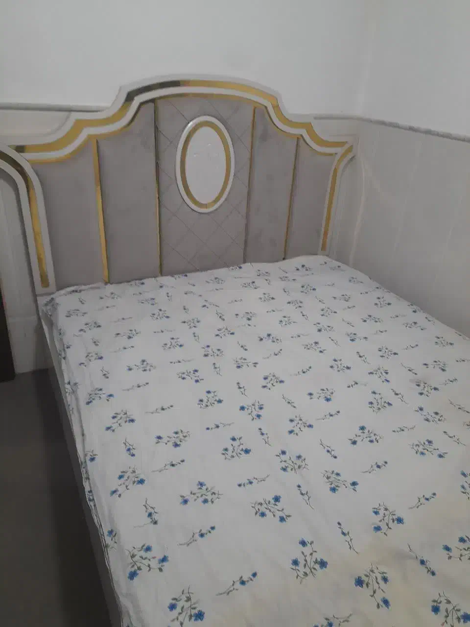 تخت خواب نو|تخت و سرویس خواب|قم, چهل درخت|دیوار