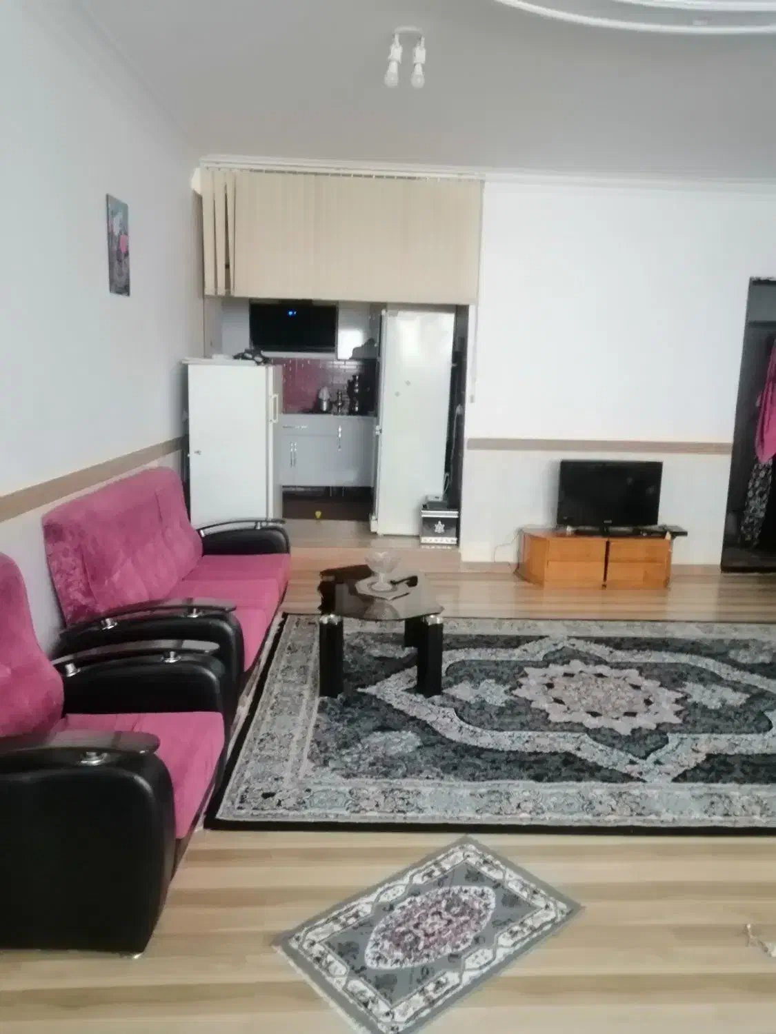 فروش یک واحد مسکونی کاملا مستقل|فروش آپارتمان|مشگین شهر, |دیوار