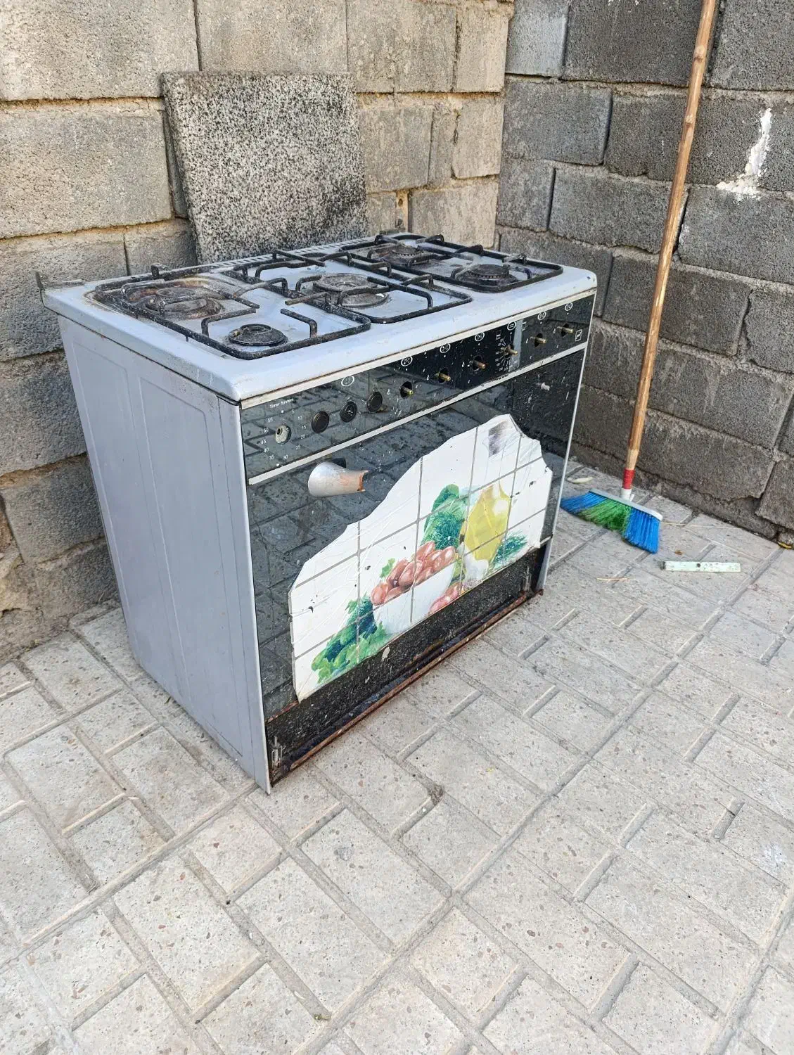 اجاق گاز فر دار و جوجه گردان 4000000تومان|اجاق گاز و لوازم برقی پختوپز|لردگان, |دیوار